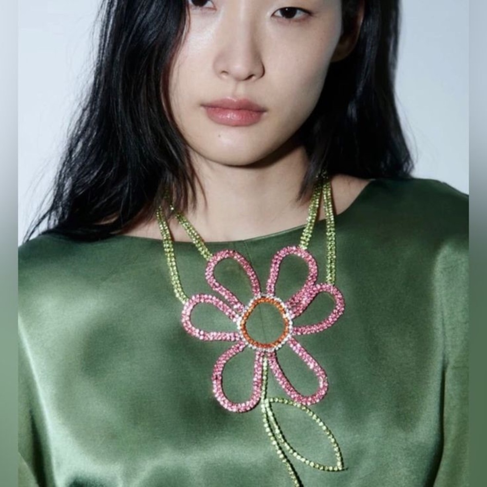 Zara Daisy Statement Necklace